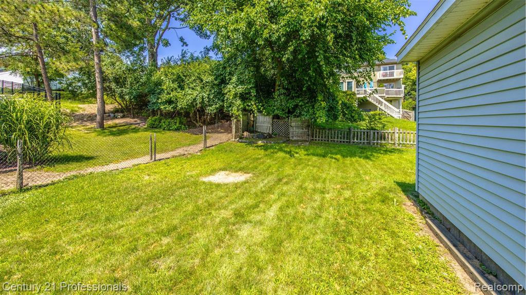516 Renshaw Street, Rochester, MI 48307 — Photo 43