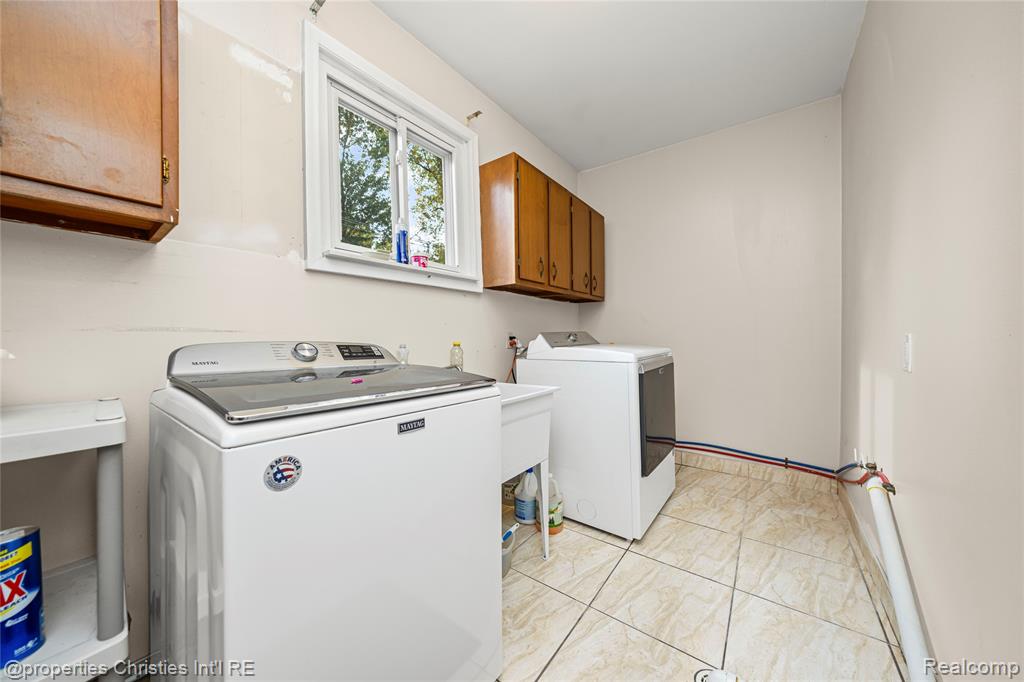 7178 Heather Heath, West Bloomfield, MI — Photo 16