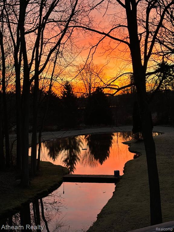 9023 Circle Lake Drive, Grand Blanc, MI 48439 — Photo 4