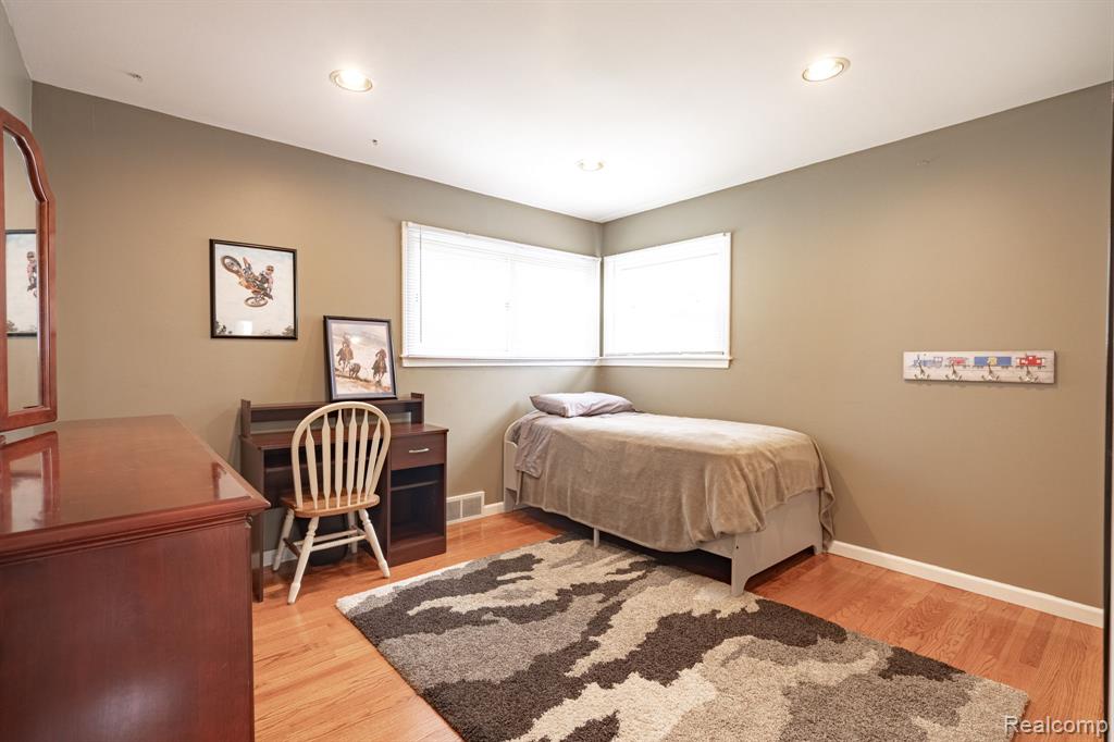 6905 Lathers Street, Garden City, MI — Photo 10