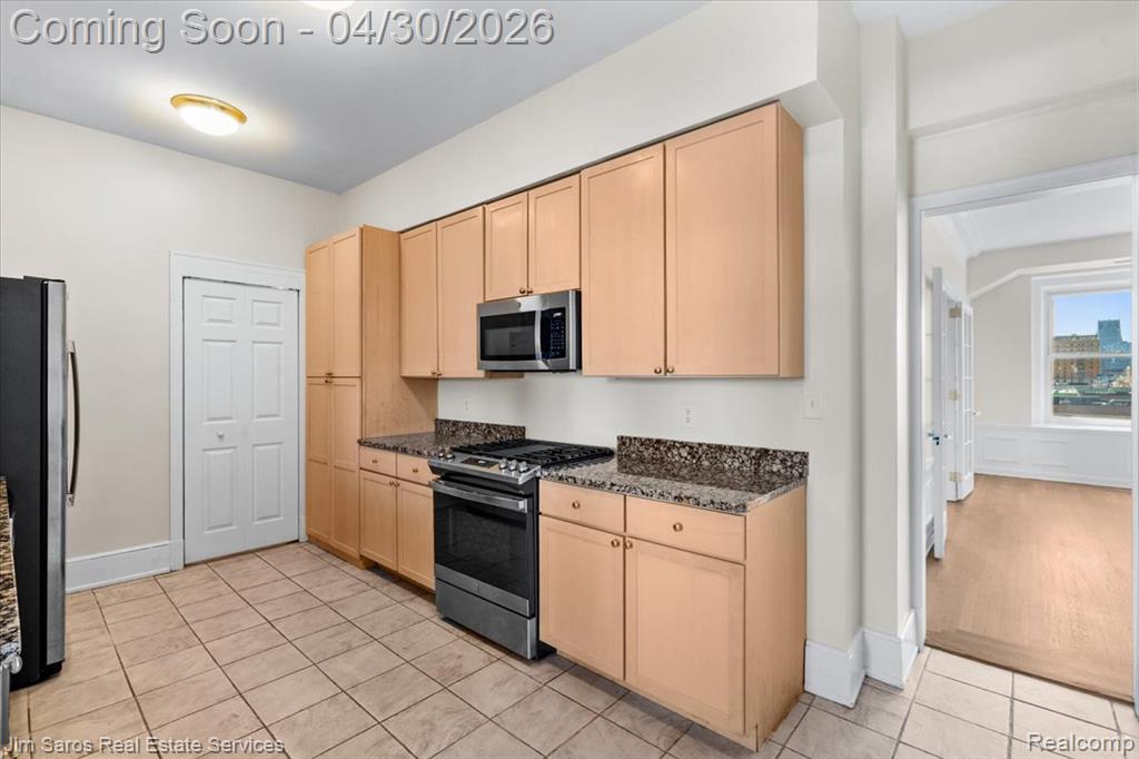 2900 E Jefferson Avenue, Detroit, MI 48207 — Photo 13