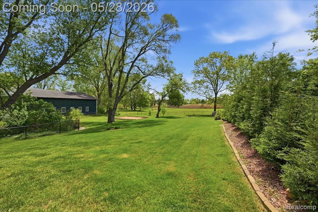 142 Mill Street, Ortonville, MI 48462 — Photo 31