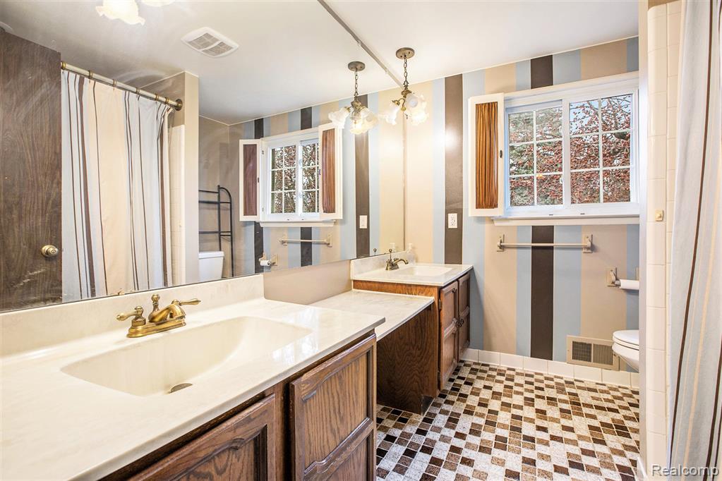 9704 Sil Street, Taylor, MI 48180 — Photo 23