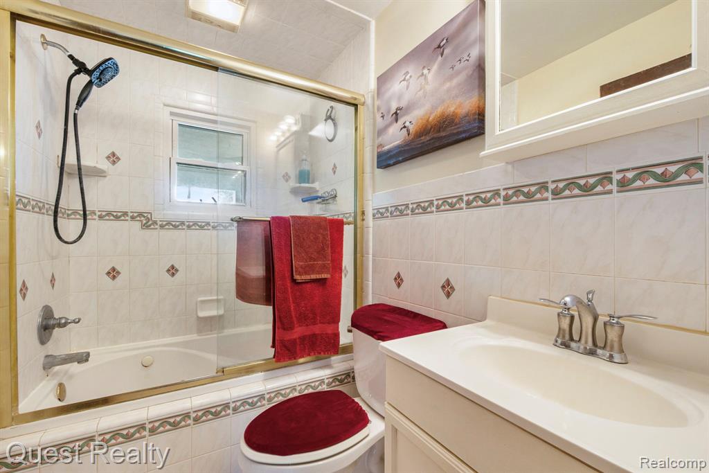 4806 Harding Avenue, Clarkston, MI — Photo 13