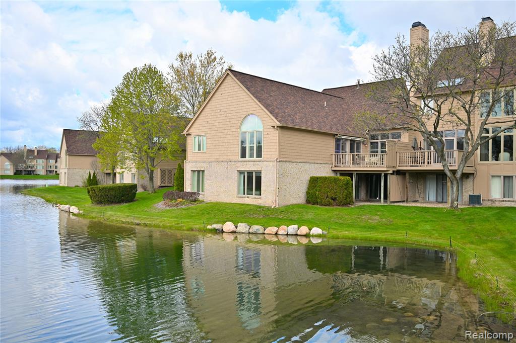 618 Deauville Lane, Bloomfield Hills, MI 48304 — Photo 35