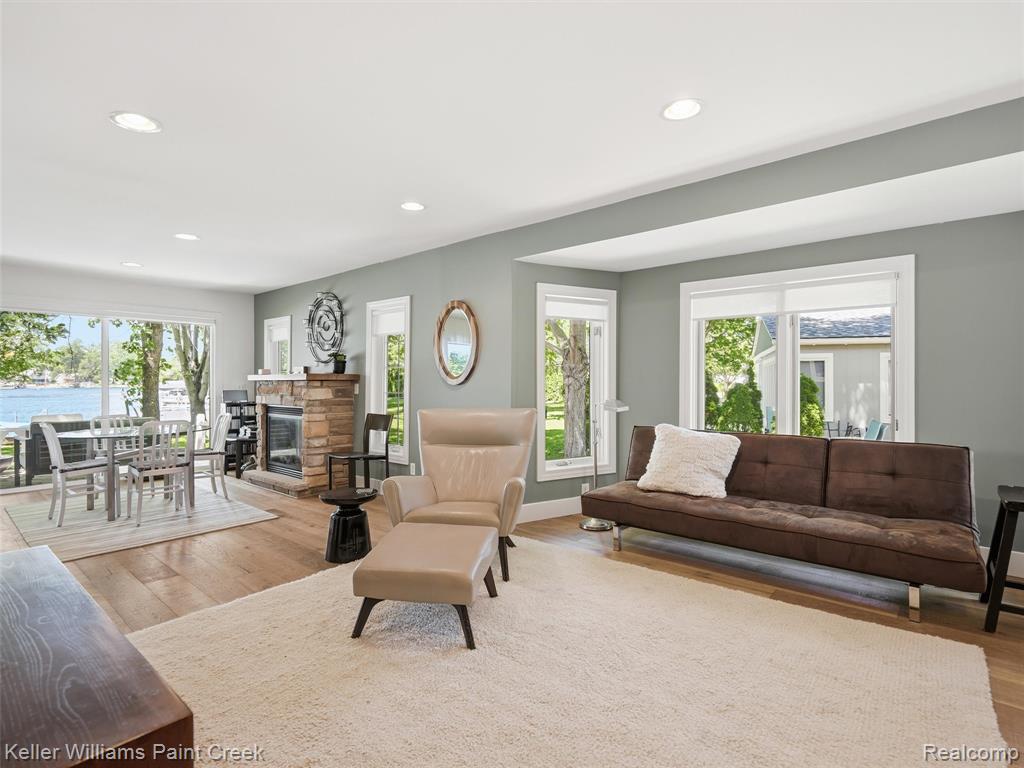 10435 Spring Street, Fenton, MI 48430 — Photo 16