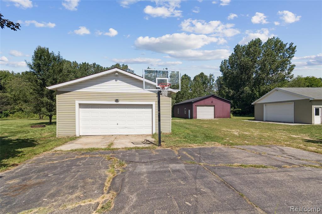 11040 Grams Road, Maybee, MI — Photo 40