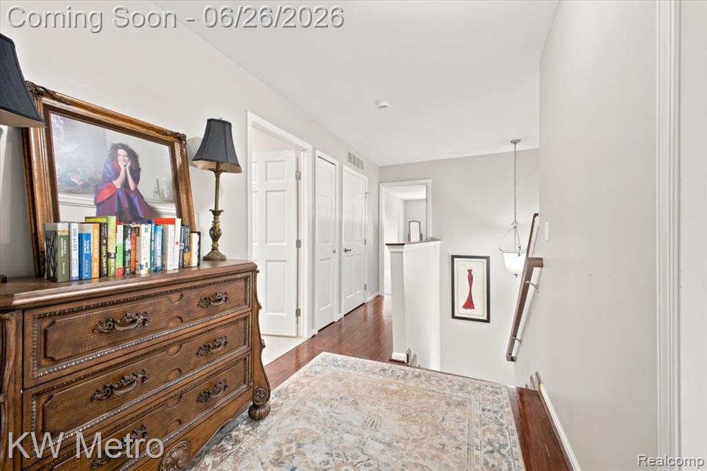 517 Macwilliams Lane, Royal Oak, MI 48067 — Photo 16