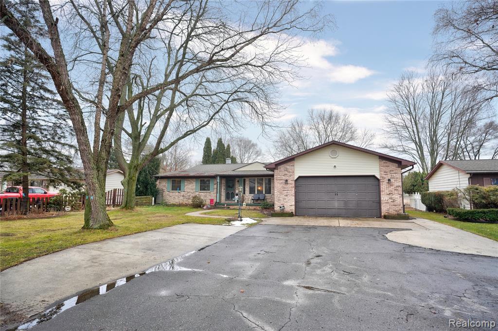 6076 E Carpenter Road, Flint, MI 48506 — Photo 55