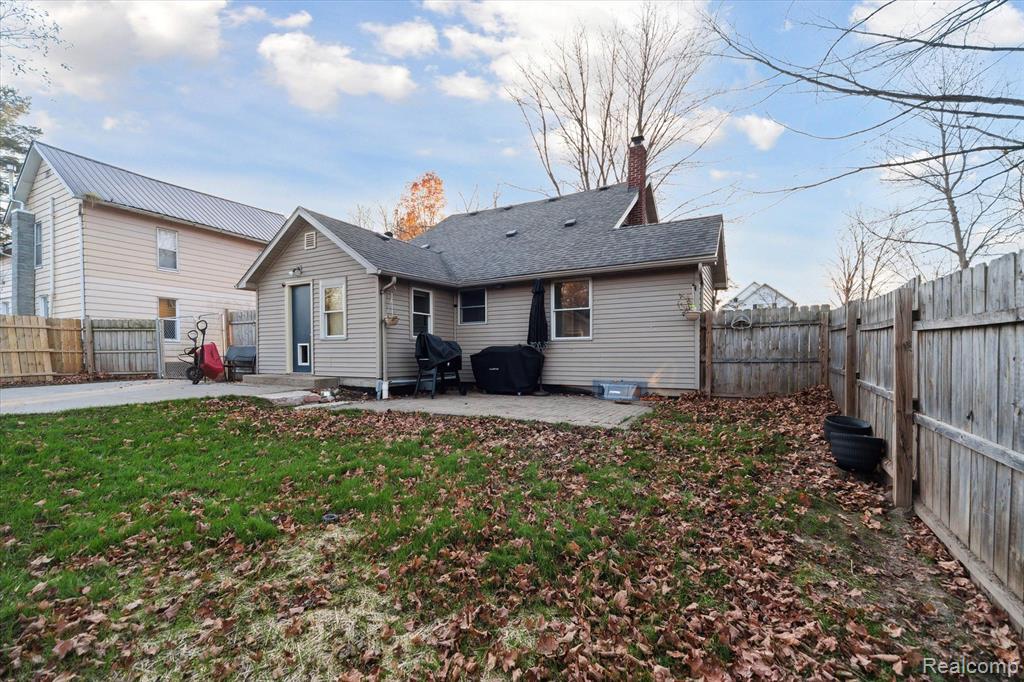 10524 N ANTCLIFF Road, Fowlerville, MI 48836 — Photo 26