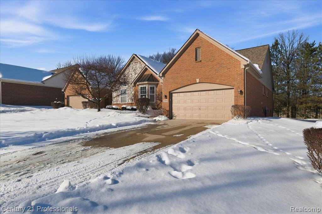 3895 Arbor Drive, Auburn Hills, MI 48326 — Photo 4