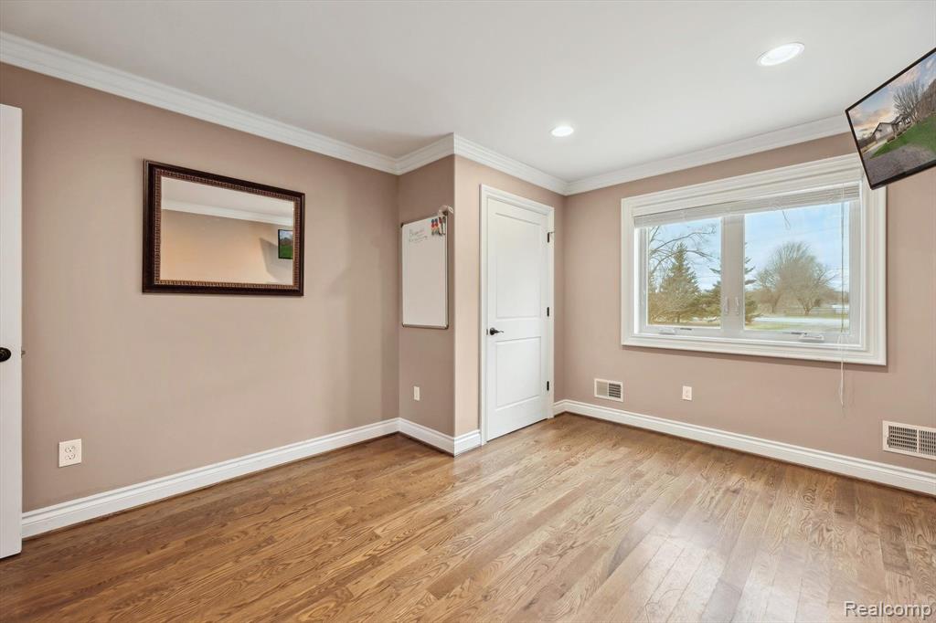 56565 10 MILE Road, South Lyon, MI 48178 — Photo 37