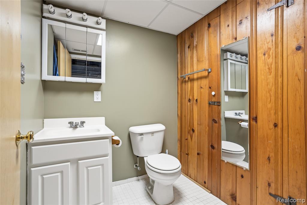 928 N Denwood Street, Dearborn, MI 48128 — Photo 19