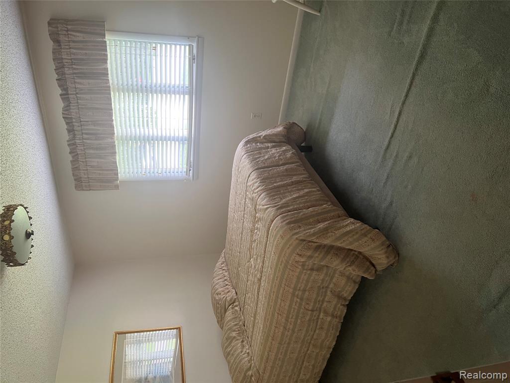 1361 Dyemeadow Lane, Flint, MI 48532 — Photo 10