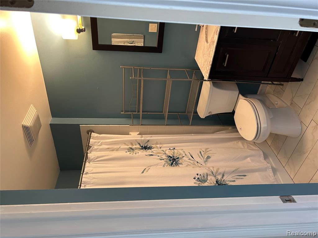 204 MAIN SAIL, Detroit, MI 48207 — Photo 7