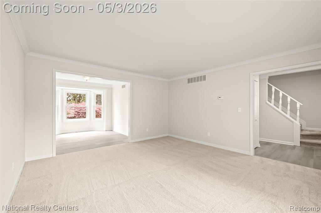 35963 Fair Oaks Court Court, Farmington, MI 48331 — Photo 9