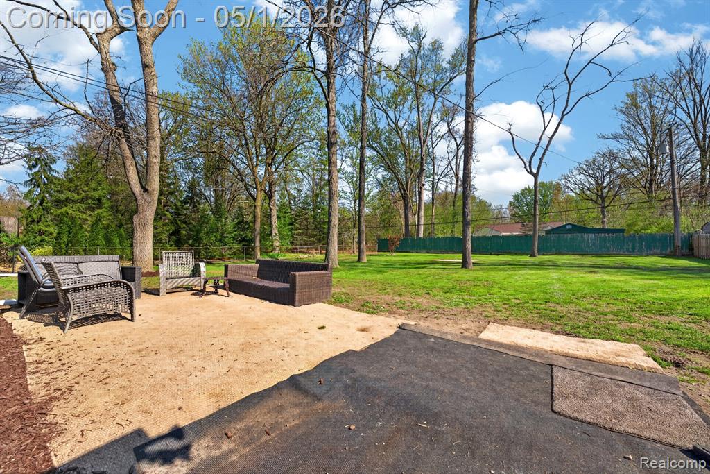 20479 Old Homestead Drive, Harper Woods, MI 48225 — Photo 29