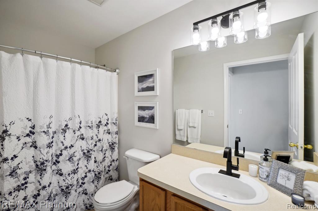 4023 HAMPTON RIDGE Boulevard, Howell, MI 48843 — Photo 13