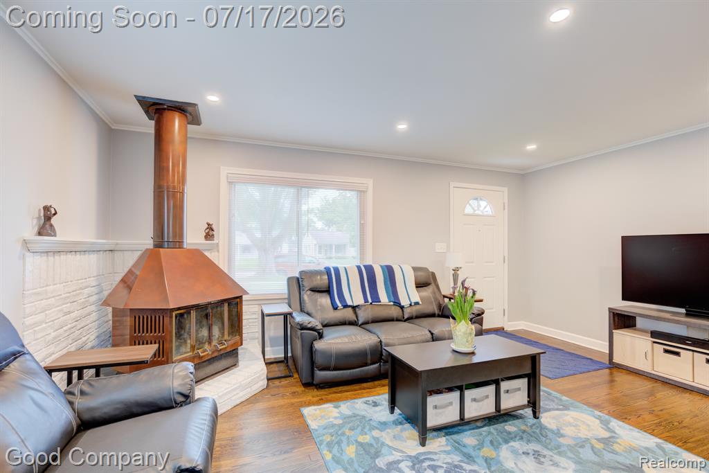 4102 Elmhurst Avenue, Royal Oak, MI 48073 — Photo 6