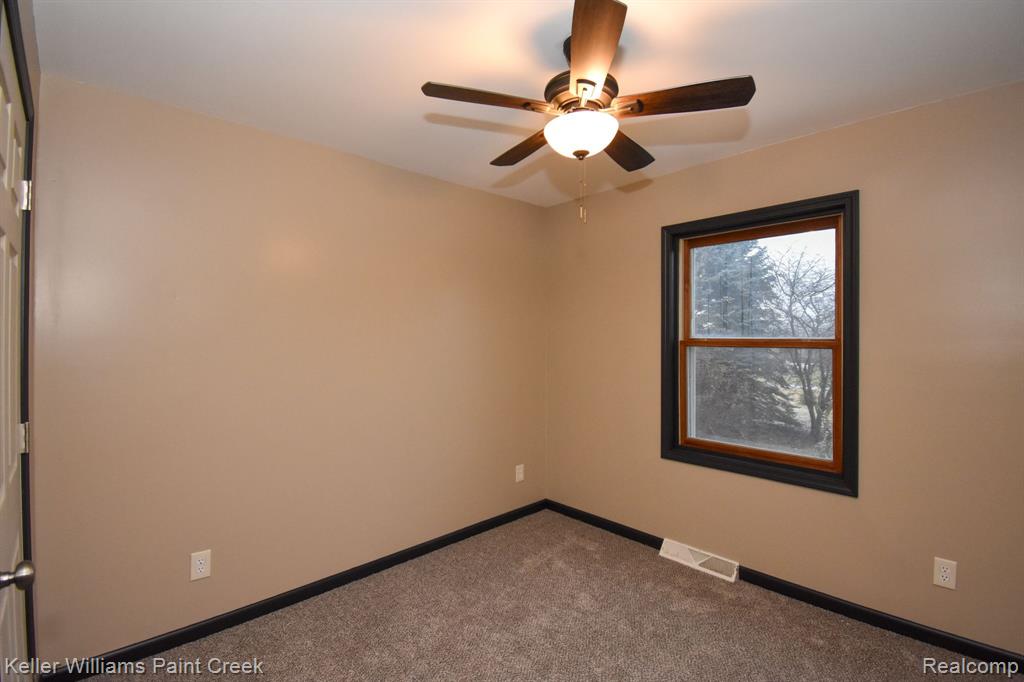 10110 SMITHS CREEK Road, Wales, MI — Photo 30