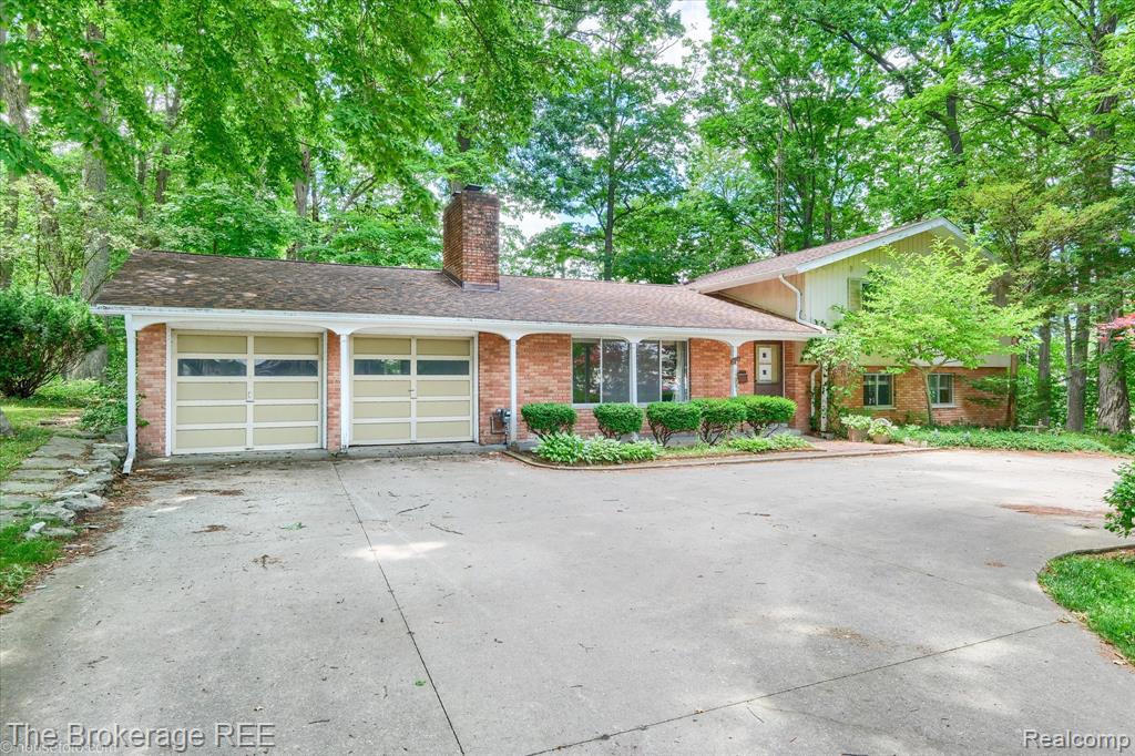 575 Bancroft Street, Imlay City, MI 48444 — front exterior