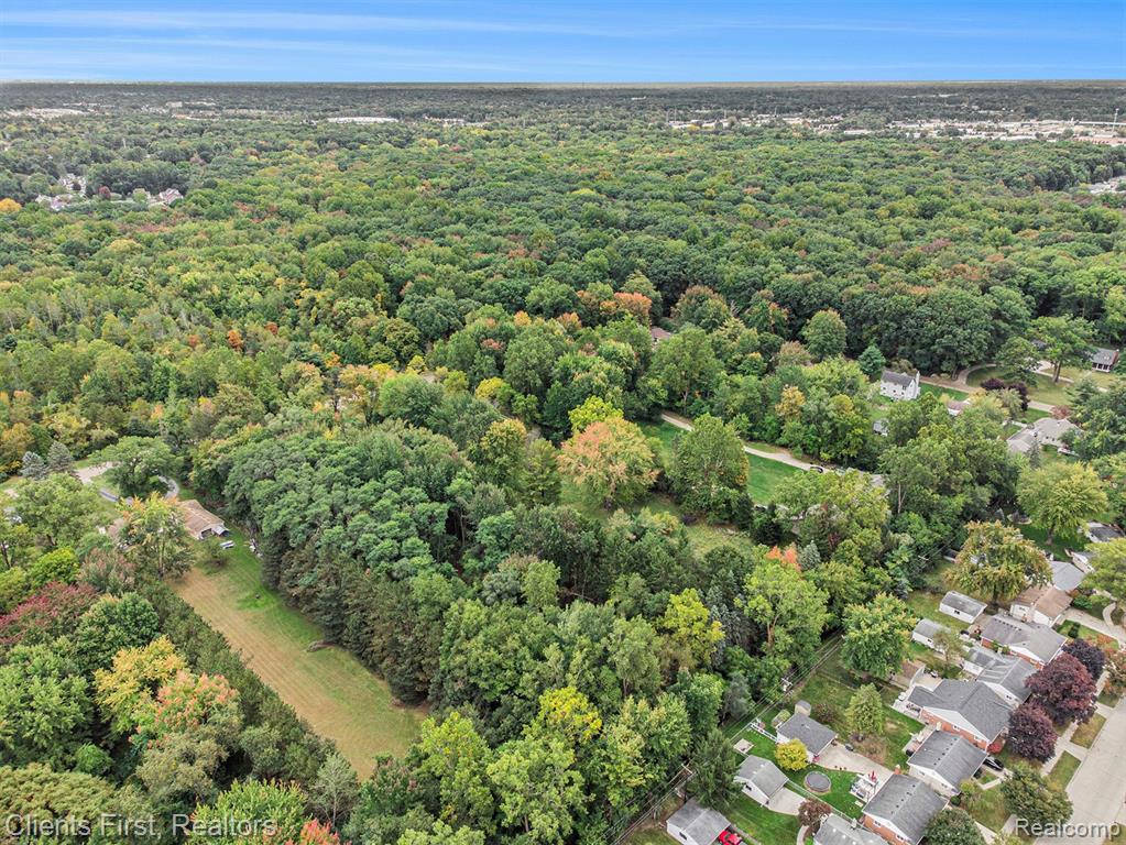 7655 KOPPERNICK Road, Canton, MI 48187 — Photo 4