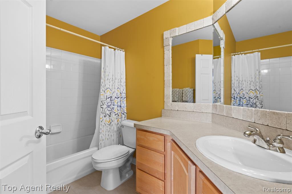 41506 Oconnor Lane, 156, Novi, MI 48377 — Photo 23