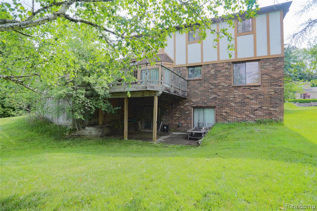 810 Box Canyon Court, Rochester Hills, MI 48309 — Photo 51