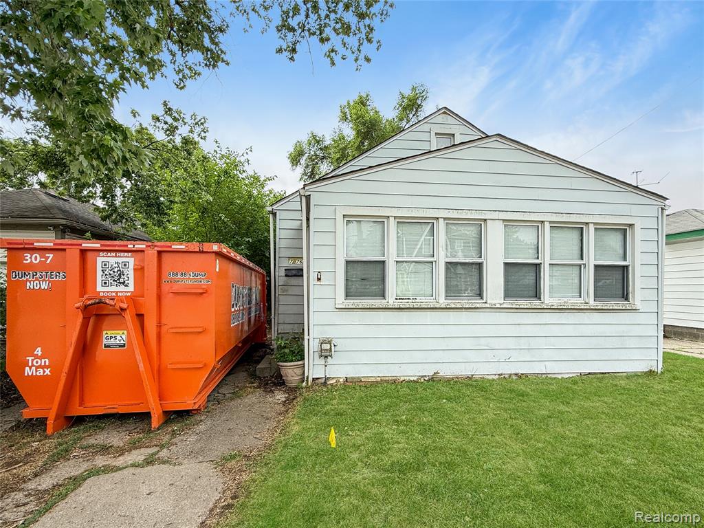 7576 Continental Avenue, Warren, MI 48091 — Photo 2