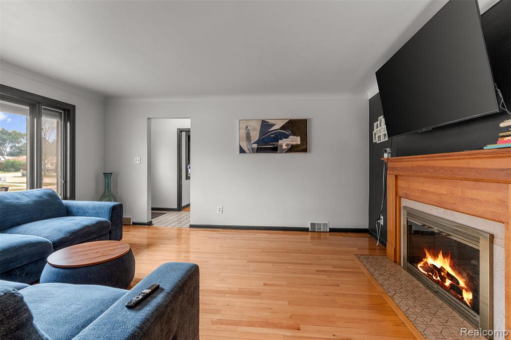 413 Kings Highway, Lincoln Park, MI 48146 — Photo 5