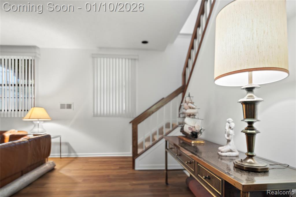7252 Huntcliff, West Bloomfield, MI — Photo 20