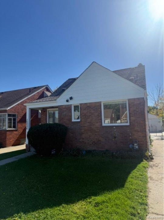 15026 Eastburn Street, Detroit, MI 48205