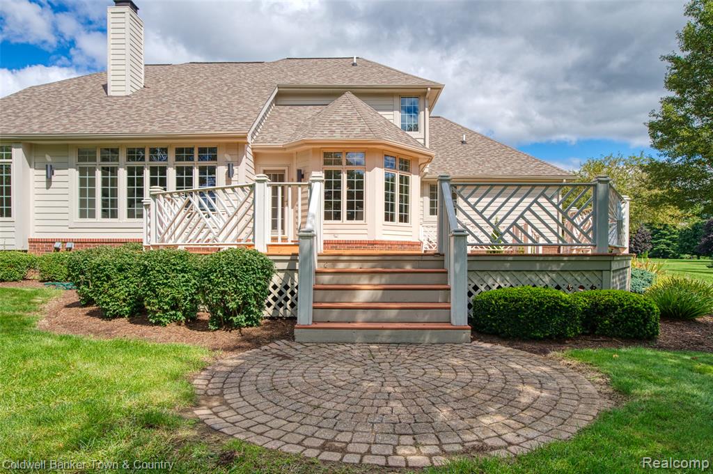 4692 Edinburgh Drive, Howell, MI 48843 — Photo 35