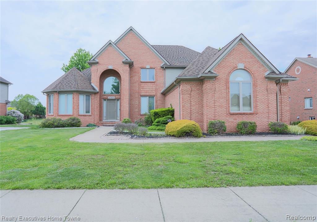 47909 Milonas Drive, Utica, MI 48315