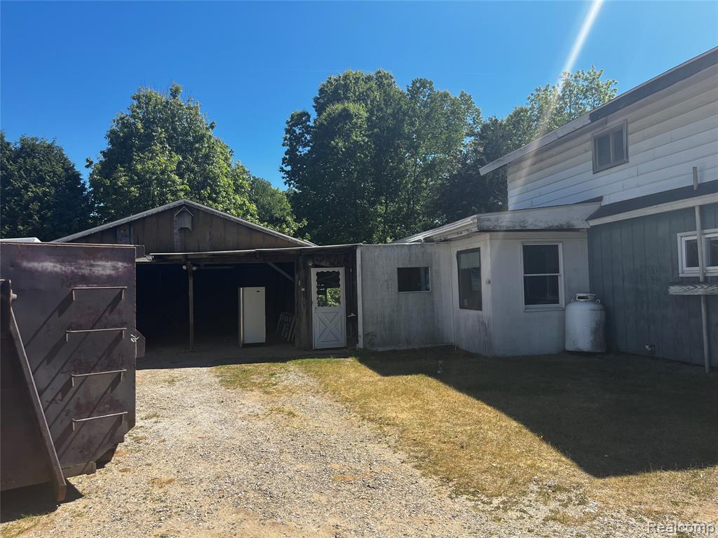 3594 N Lapeer Road, Lapeer, MI 48446 — Photo 2