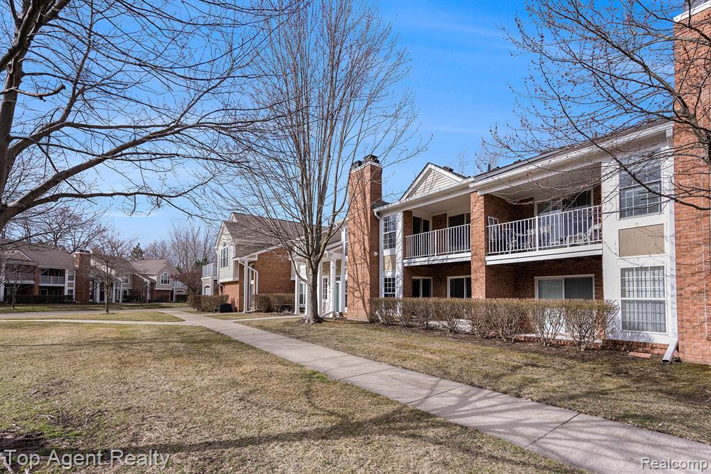 56284 TROON N, Shelby Twp, MI 48316 — Photo 28