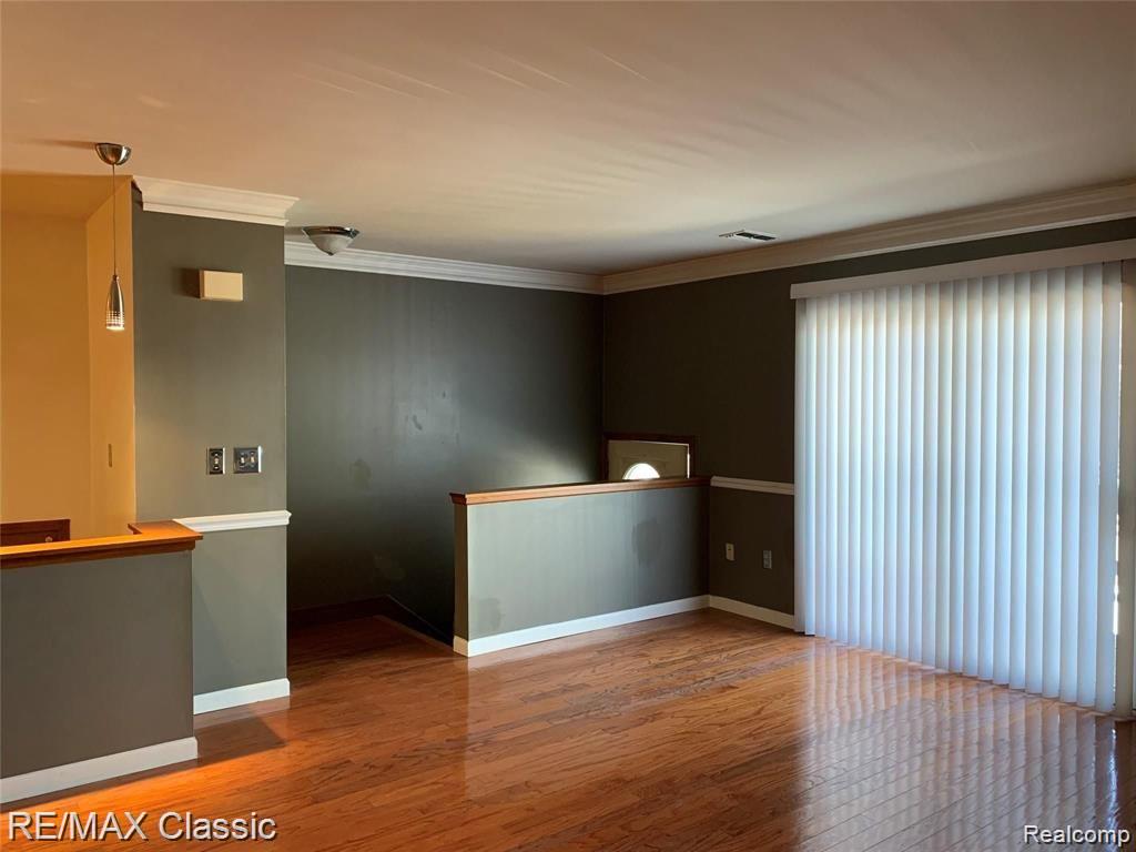 254 PINEWOOD Drive, 67, Plymouth, MI 48170 — Photo 3