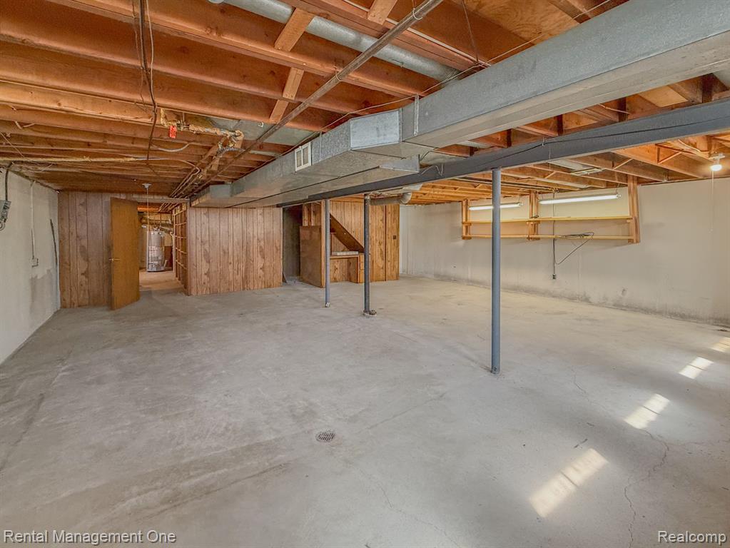 5326 FALMOUTH Drive, Troy, MI 48085 — Photo 34