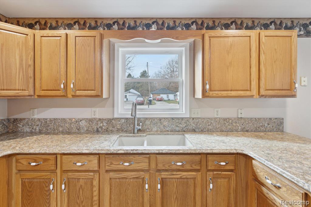 1050 PARK, St. Charles, MI 48655 — Photo 15