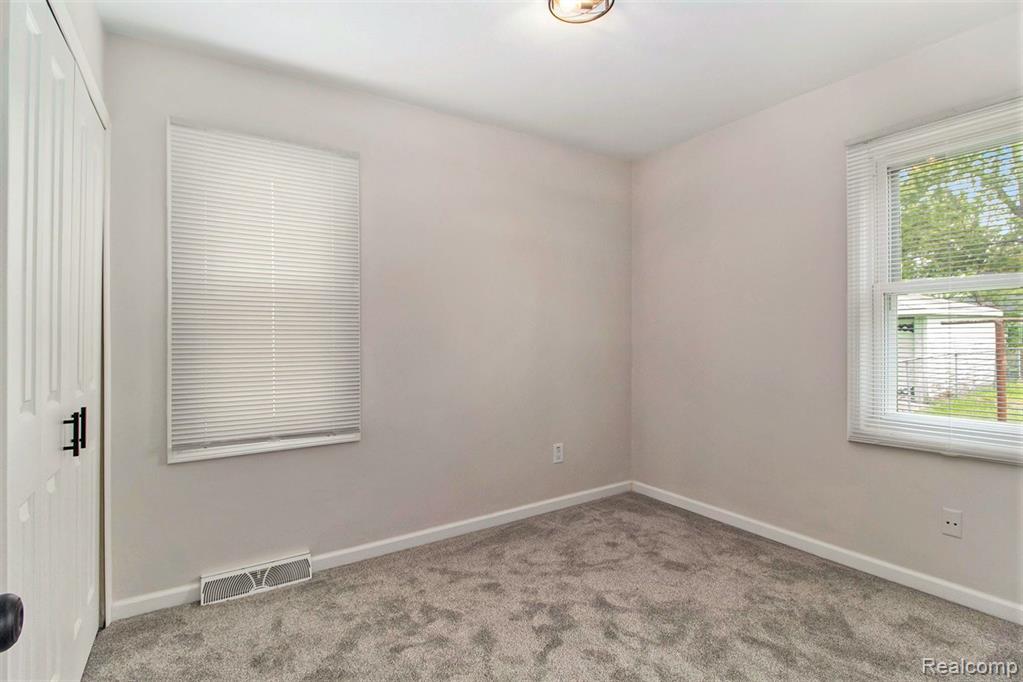 6041 HAROLD Street, Taylor, MI 48180 — Photo 13