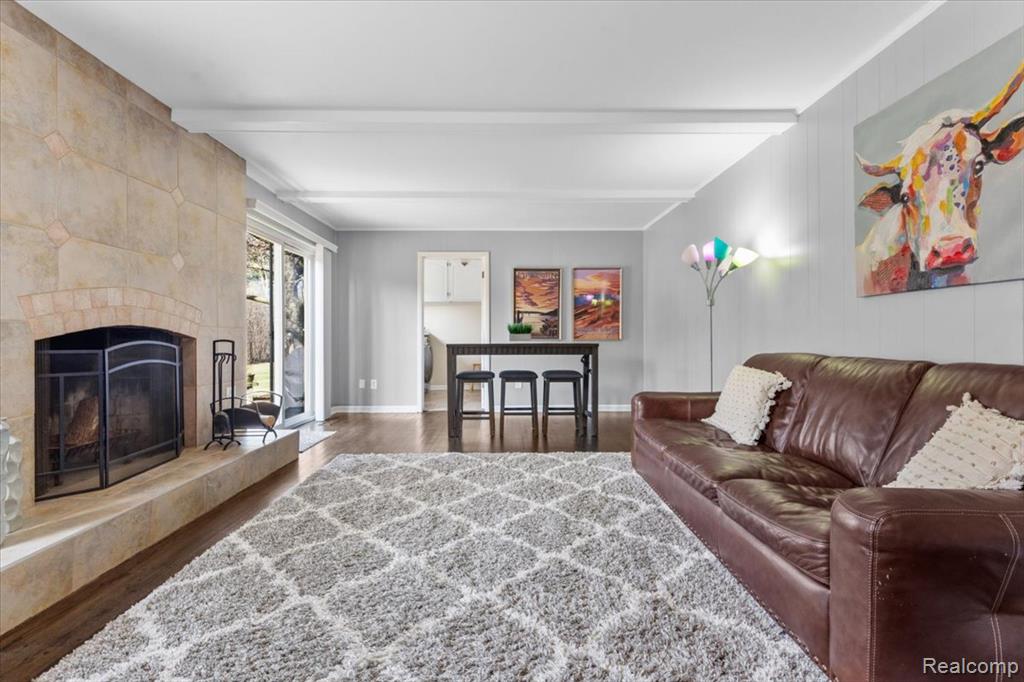 31065 Old Stage Road, Beverly Hills, MI 48025 — Photo 8