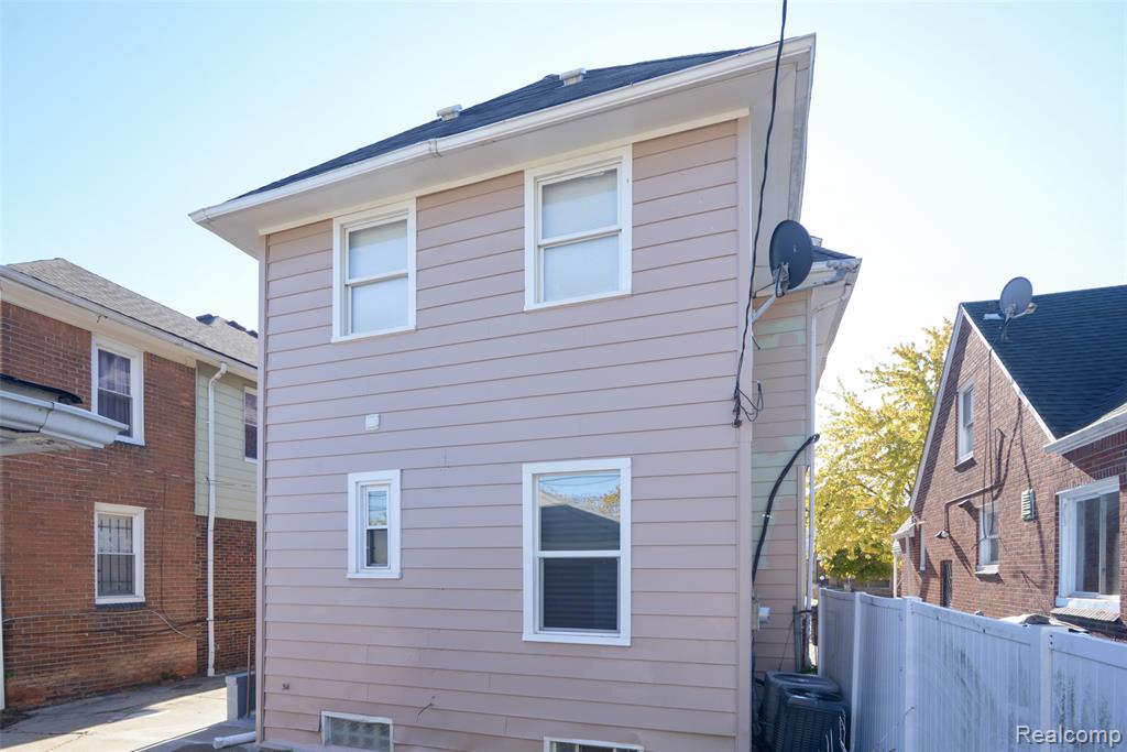 3222 W Buena Vista Street, Detroit, MI 48238 — Photo 29