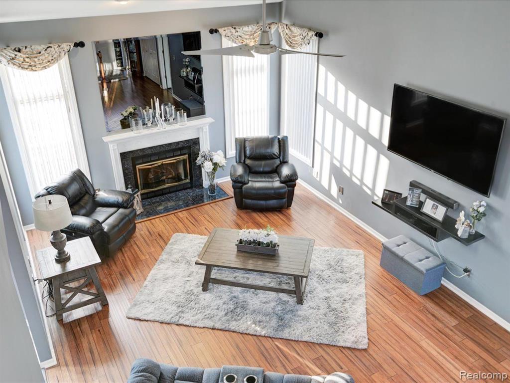 49275 SANTA ANITA Drive W, Chesterfield, MI 48047 — Photo 19