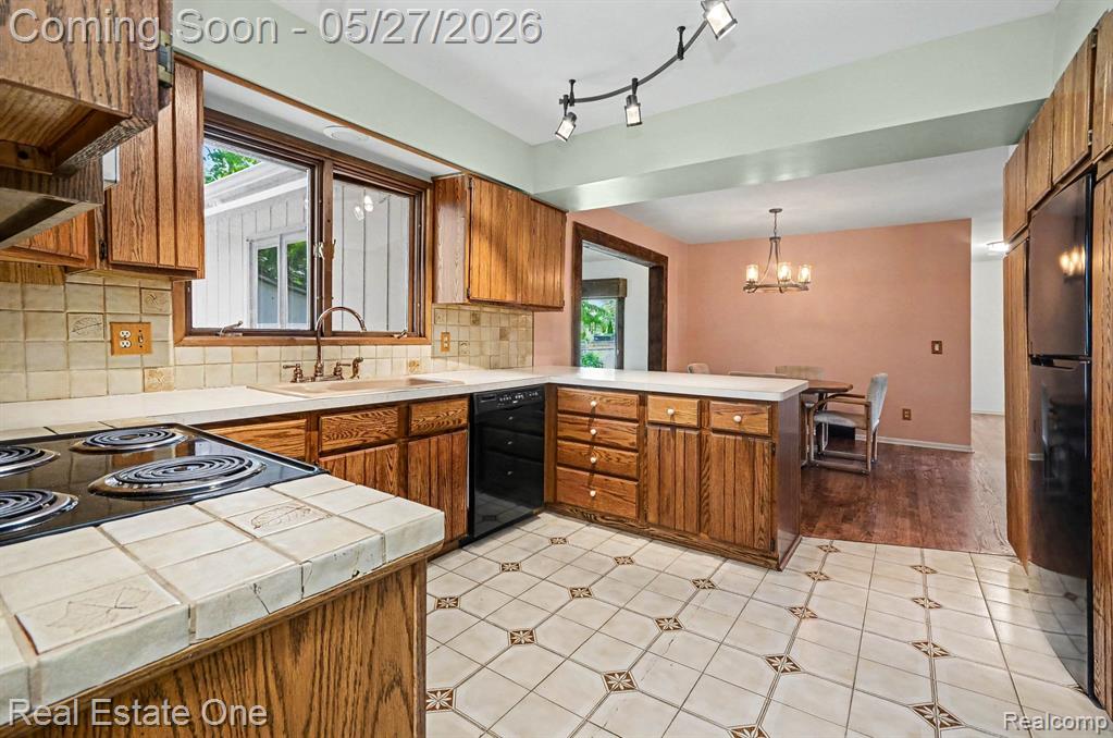 5494 Boyne Highland Trail, Clarkston, MI 48348 — Photo 8