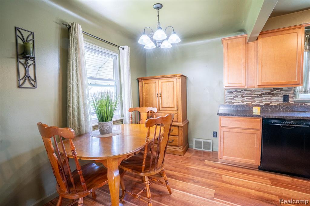 13273 Cunningham Street, Southgate, MI 48195 — Photo 10