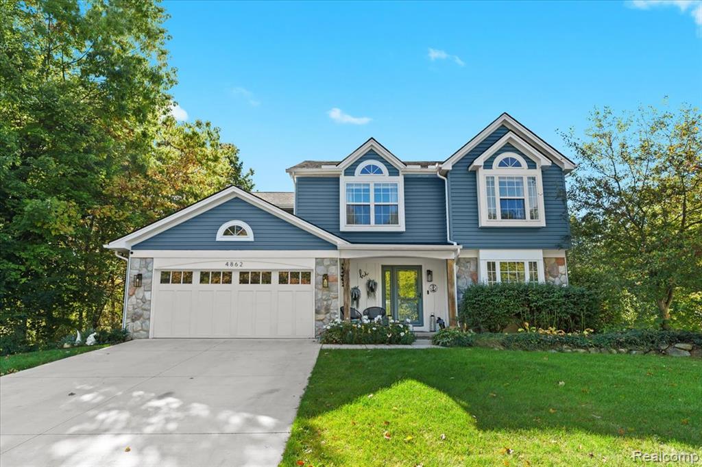4862 Greenview Drive, Commerce Twp, MI 48382 — front exterior