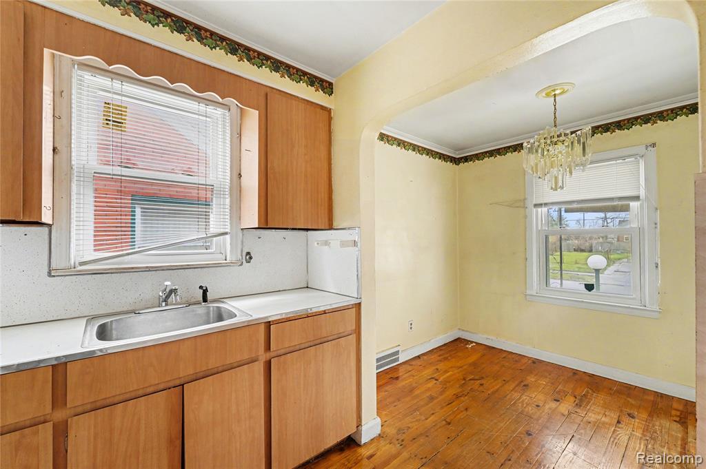 14814 Lesure Street, Detroit, MI 48227 — Photo 6