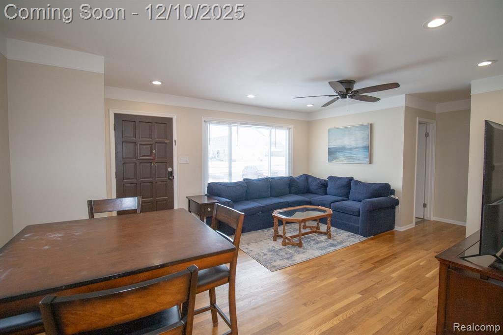 8225 N Hubbard Street, Westland, MI — Photo 10