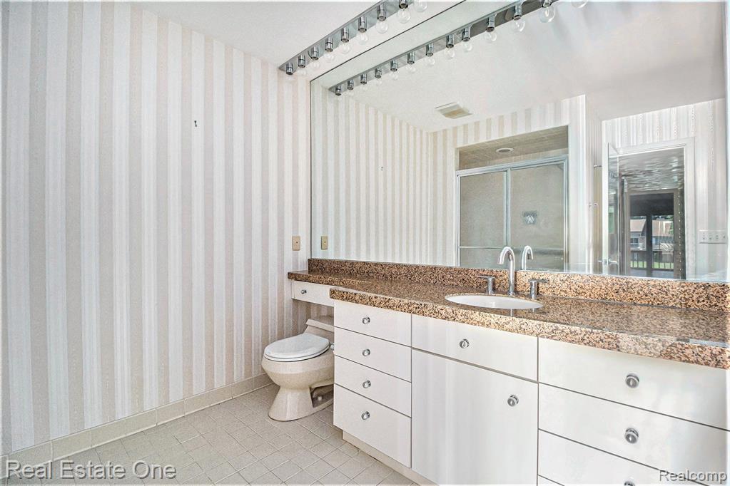 36824 ELK Cove, 27, Farmington Hills, MI 48331 — Photo 14