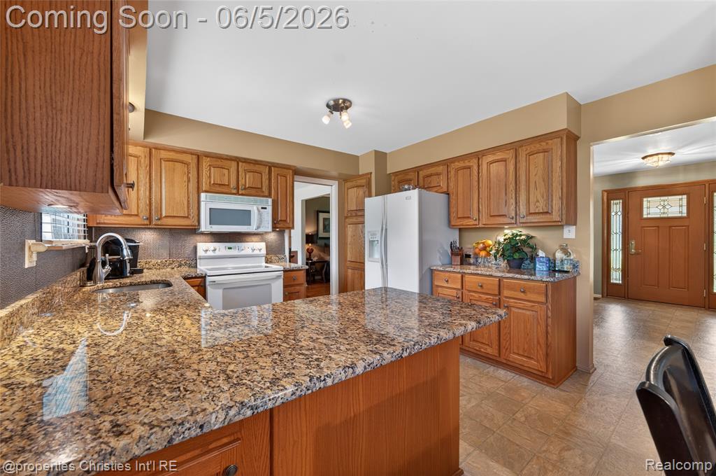 475 Henley Drive, Bloomfield Hills, MI 48304 — Photo 20